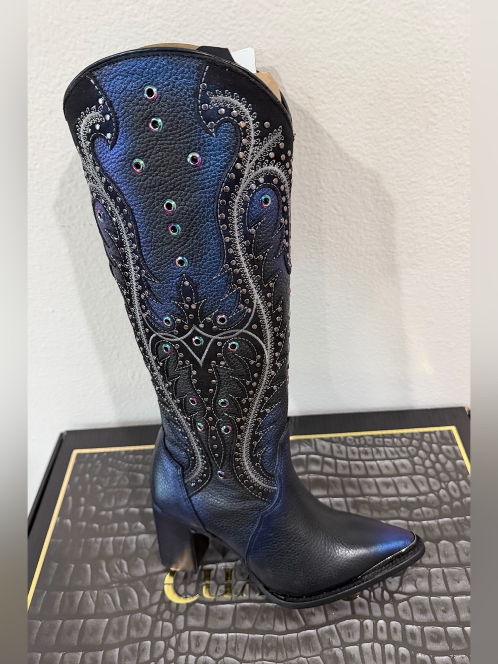 NIB CUADRA Women Leather High Boots size 7 - Picture 8 of 9
